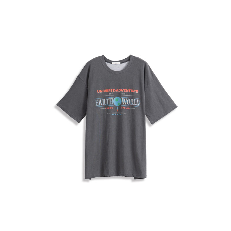 Queen Shop 美式地球印圖寬版棉t 三色售