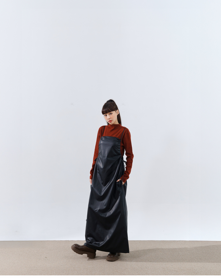 サイドギャザー キャミワンピース レザ  2色展開