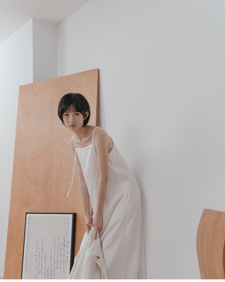 白
