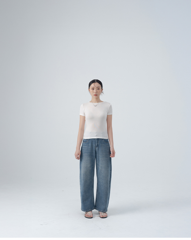 白