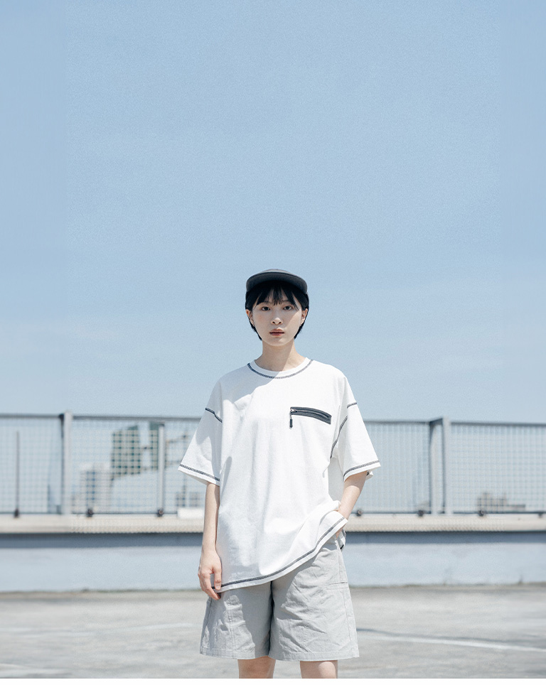 白
