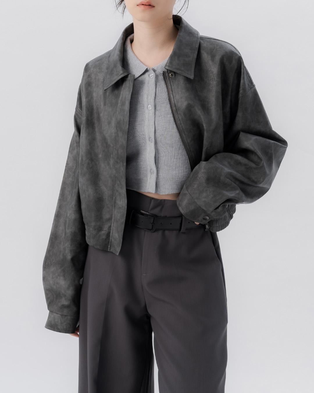 質感霧面設計短版皮革夾克外套-深灰 S/M