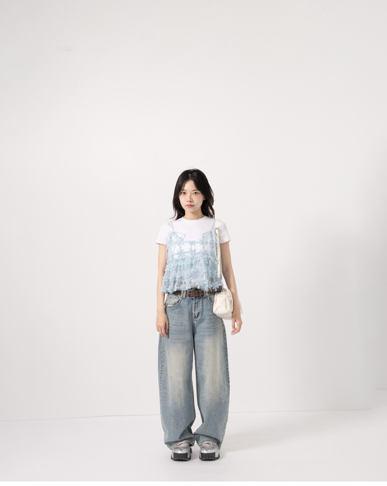 白