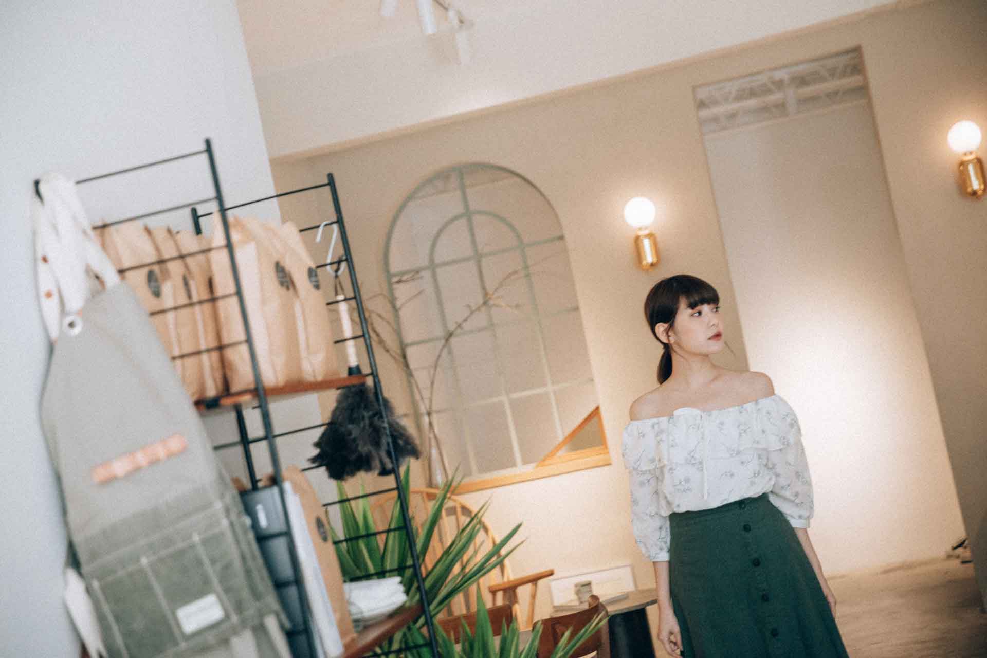 03030211