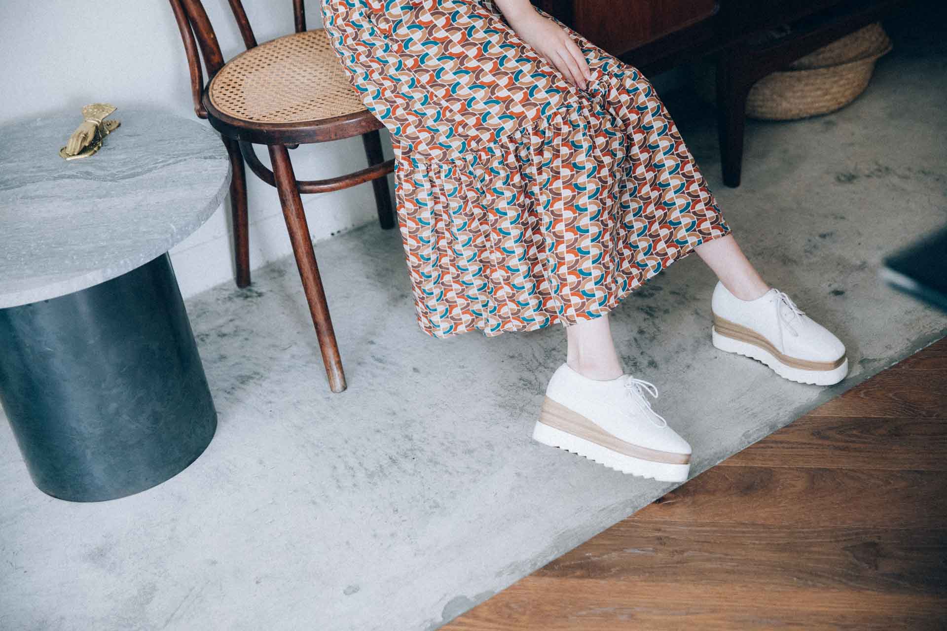 01084015